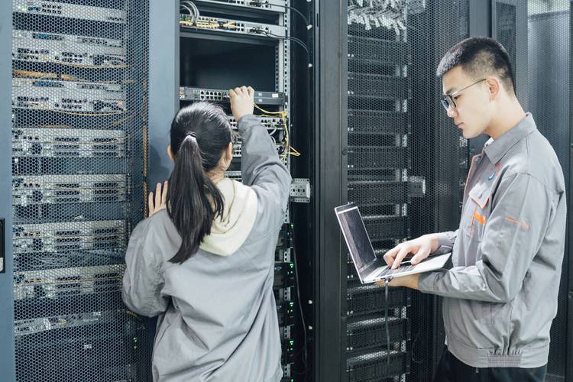 寻梦信息技术